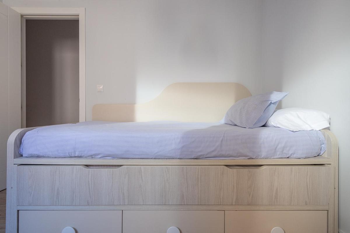 Puerta Real Centro Apartment Гранада Екстер'єр фото
